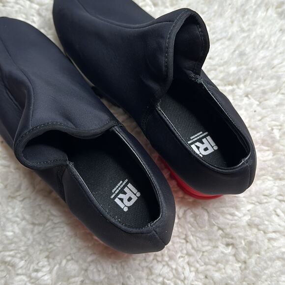 IRI WES I Black Red Low Top Sneaker Fun Trendy Chunky Pop of Color Y2K - Picture 5 of 16